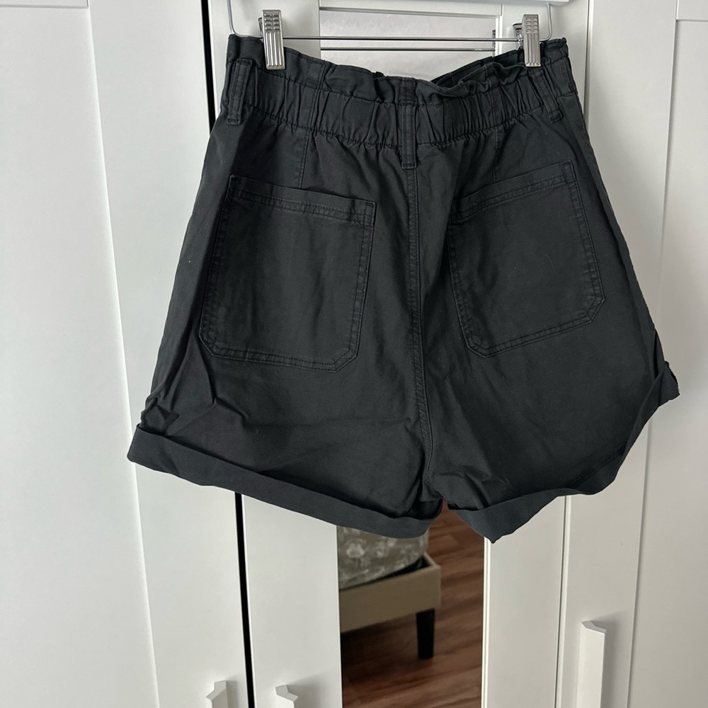Universal Thread Women's Paper Bag Charcoal Shorts - Picture 5 of 6